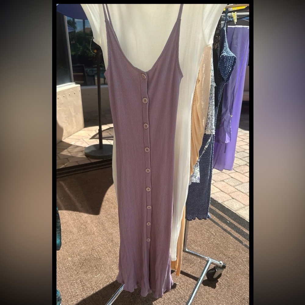 Aritzia Babaton xs ribbed button down dress